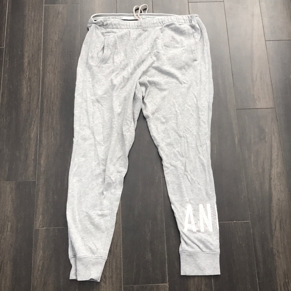 Victoria’s Secret jogging pants medium